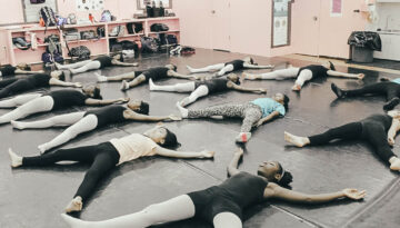 Students-Meditation (1)