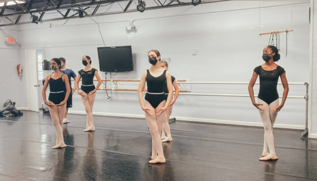 INT II & III in ballet class