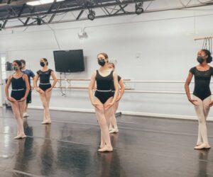 INT II & III in ballet class