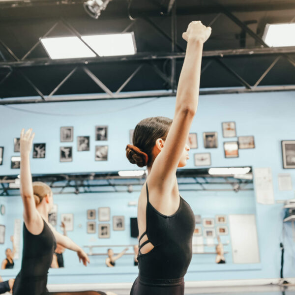 Ballet-Dancer-In-Studio-845x684